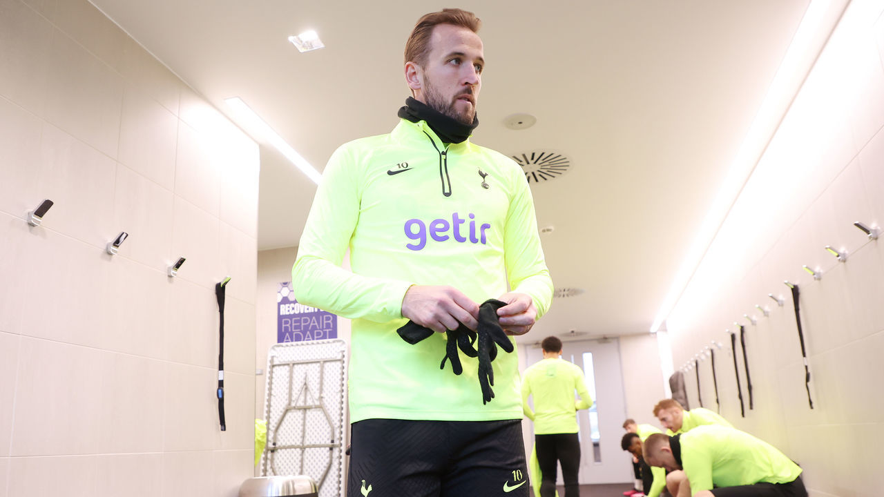 ENFIELD, ENGLAND - JANUARY 31: Harry Kane of Tottenham Hotspur during the Tottenham Hotspur training session at Tottenham Hotspur Training Centre on January 31, 2023 in Enfield, England.
