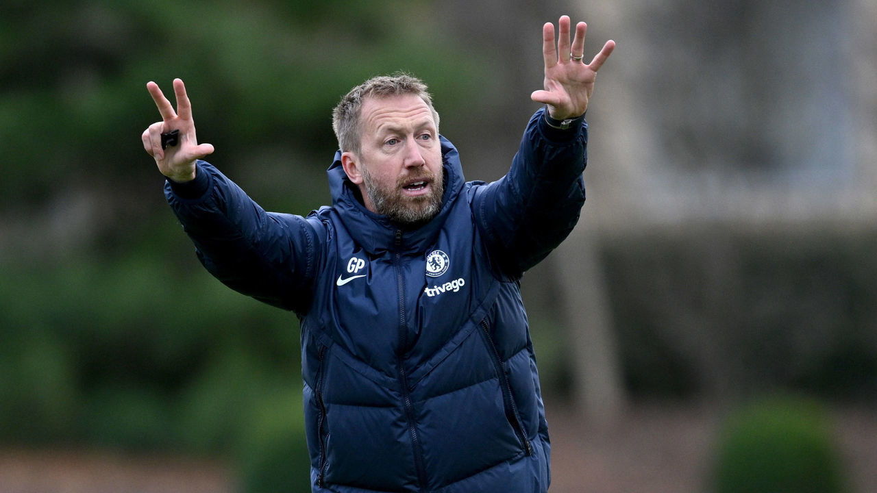 COBHAM, ENGLAND - JANUARY 04: Head Coach Graham Potter of Chelsea during a training session at Chelsea Training Ground on January 4, 2023 in Cobham, England.