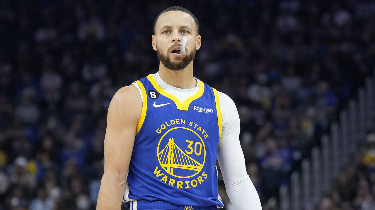 SAN FRANCISCO, CALIFORNIA - JANUARY 27: Stephen Curry #30 of the Golden State Warriors looks on against the Toronto Raptors during the first quarter of an NBA basketball game at Chase Center on January 27, 2023 in San Francisco, California.