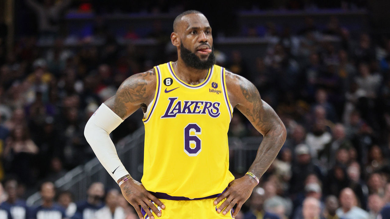 INDIANAPOLIS, INDIANA - FEBRUARY 02: LeBron James #6 of the Los Angeles Lakers against the Indiana Pacers at Gainbridge Fieldhouse on February 02, 2023 in Indianapolis, Indiana. NOTE TO USER: User expressly acknowledges and agrees that, by downloading and/or using this photograph, User is consenting to the terms and conditions of the Getty Images License Agreement.