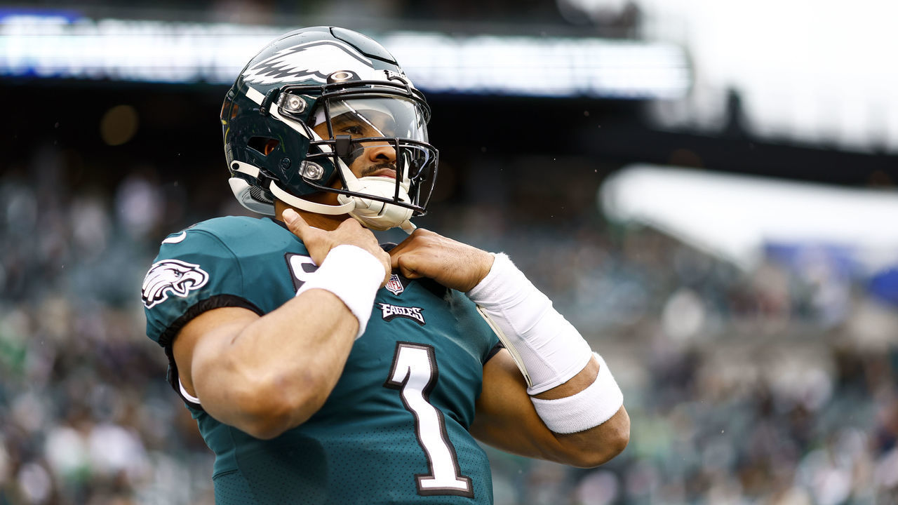 PHILADELPHIA, PA - JANUARY 29: Jalen Hurts #1 of the Philadelphia Eagles warms up prior to the NFC Championship NFL football game against the San Francisco 49ers at Lincoln Financial Field on January 29, 2023 in Philadelphia, Pennsylvania.