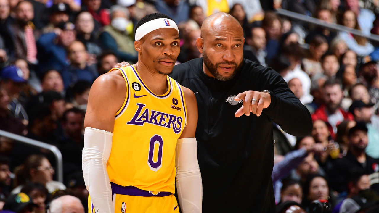 LOS ANGELES, CA - NOVEMBER 30: Head coach Darvin Ham speaks with Russell Westbrook #0 of the Los Angeles Lakers on November 30, 2022 at Crypto.Com Arena in Los Angeles, California. NOTE TO USER: User expressly acknowledges and agrees that, by downloading and/or using this Photograph, user is consenting to the terms and conditions of the Getty Images License Agreement. Mandatory Copyright Notice: Copyright 2022 NBAE