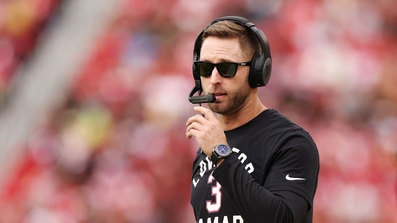 SANTA CLARA, CALIFORNIA - JANUARY 08: Head coach Kliff Kingsbury of the Arizona Cardinals looks on during the first half against the San Francisco 49ers at Levi's Stadium on January 08, 2023 in Santa Clara, California.