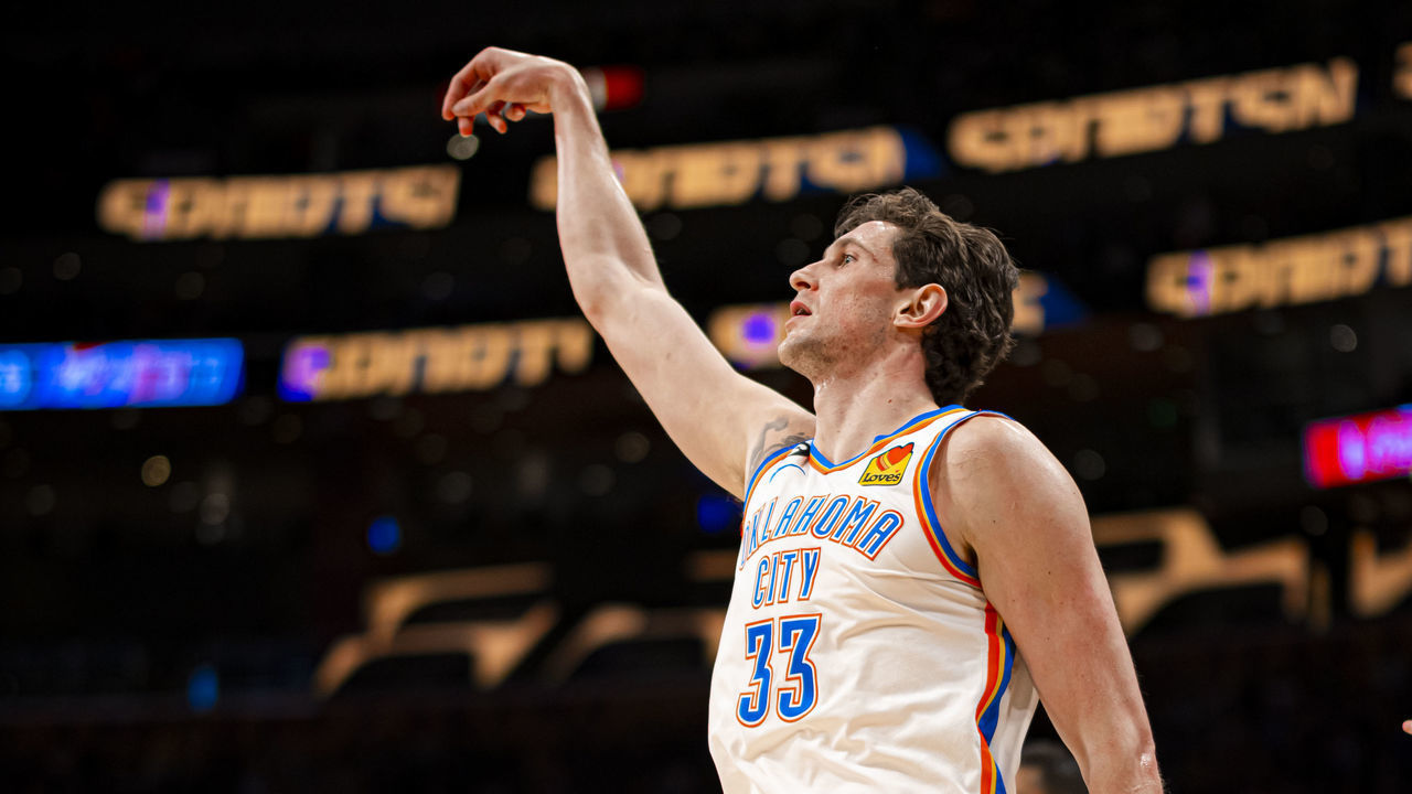 LOS ANGELES, CA - FEBRUARY 7: Mike Muscala #33 of the Oklahoma City Thunder celebrates a shot against the Los Angeles Lakers on February 7, 2023 at Crypto.Com Arena in Los Angeles, California. NOTE TO USER: User expressly acknowledges and agrees that, by downloading and/or using this Photograph, user is consenting to the terms and conditions of the Getty Images License Agreement. Mandatory Copyright Notice: Copyright 2023 NBAE