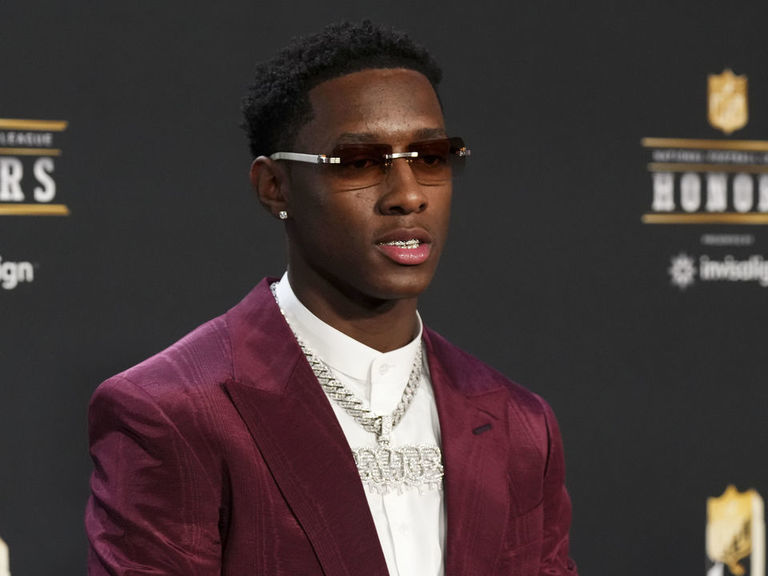 NFL Honors All Major Award Winners From Thursday s Event TheScore nfl-honors-all-major-award-winners-from-thursday-s-event-thescore