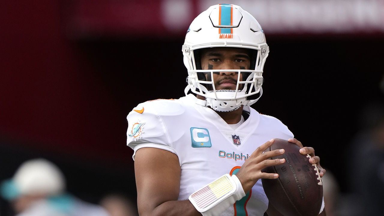 Dolphins' Tagovailoa says he's 'all in' to play next season