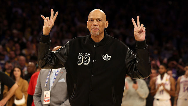 LOS ANGELES, CALIFORNIA - FEBRUARY 07: Kareem Abdul-Jabbar reacts on the court after LeBron James #6 of the Los Angeles Lakers passed Abdul-Jabbar to become the NBA's all-time leading scorer, surpassing Abdul-Jabbar's career total of 38,387 points against the Oklahoma City Thunder at Crypto.com Arena on February 07, 2023 in Los Angeles, California.
