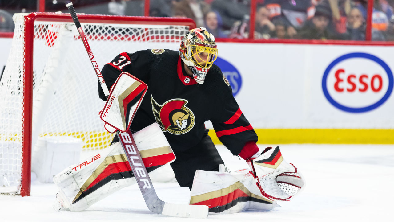 OTTAWA, ON - FEBRUARY 11: Ottawa Senators Goalie Anton Forsberg (31) prepares to make a save during first period National Hockey League action between the Edmonton Oilers and Ottawa Senators on February 11, 2023, at Canadian Tire Centre in Ottawa, ON, Canada.