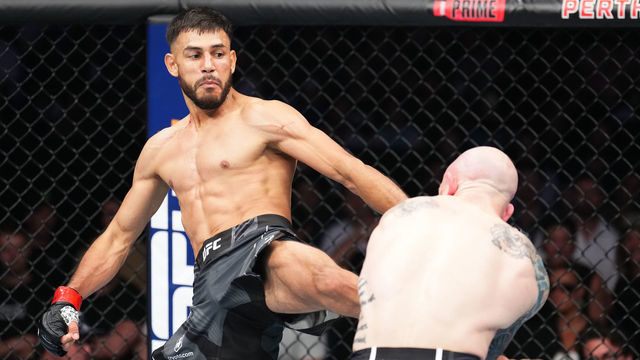 PERTH, AUSTRALIA - FEBRUARY 12: (L-R) Yair Rodriguez of Mexico kicks Josh Emmett in the UFC interim featherweight championship fight during the UFC 284 event at RAC Arena on February 12, 2023 in Perth, Australia.