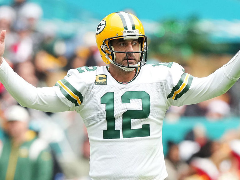 Packers looking to 'welcome Rodgers back to retire No. 12' as they