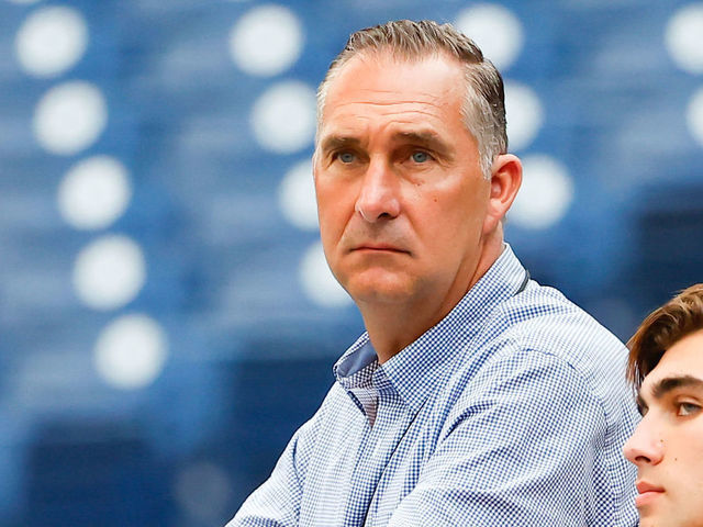 Cardinals extend Mozeliak through 2025 | theScore.com