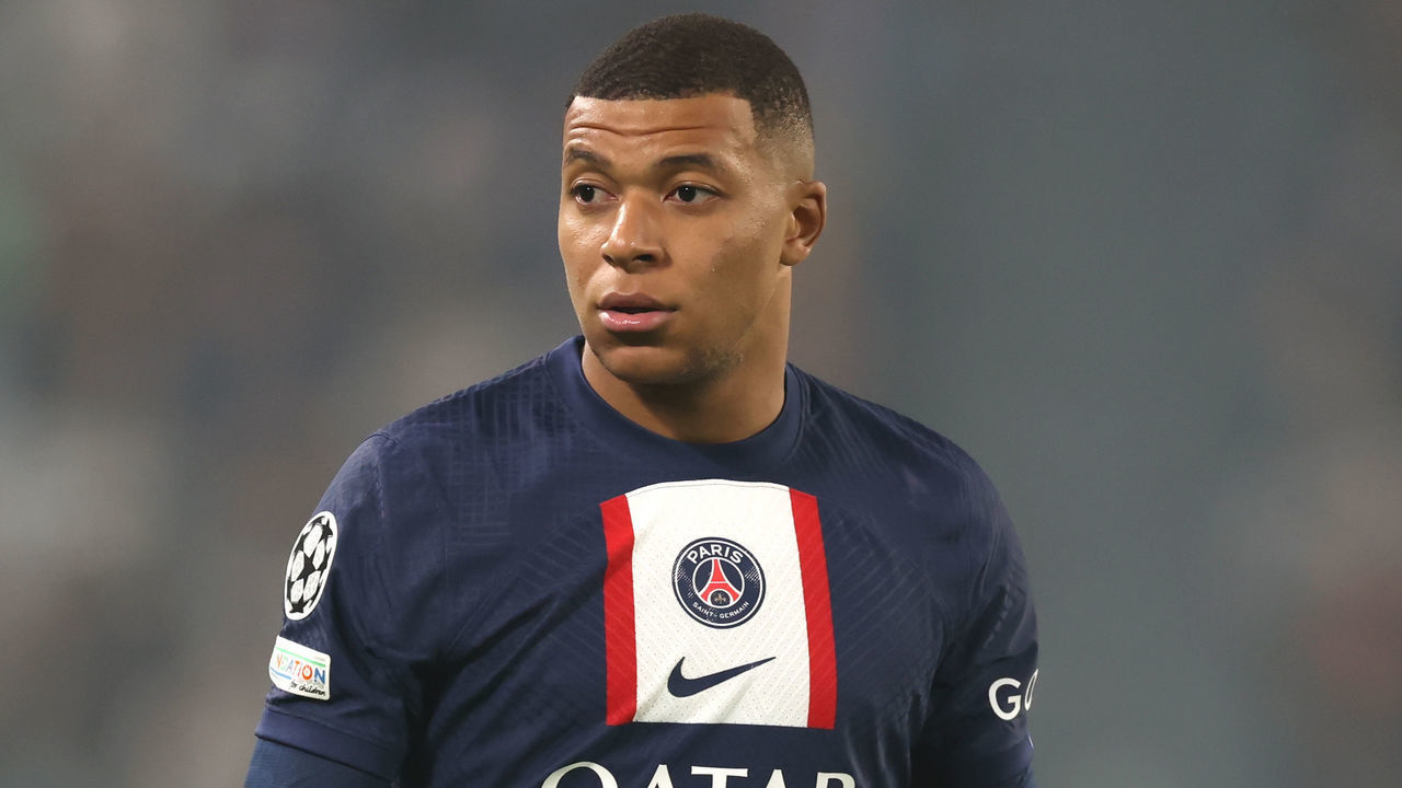 TURIN, ITALY - NOVEMBER 02: Kylian Mbappe of PSG reacts during the UEFA Champions League Group H match between Juventus and Paris Saint-Germain at Juventus Stadium on November 02, 2022 in Turin, Italy.