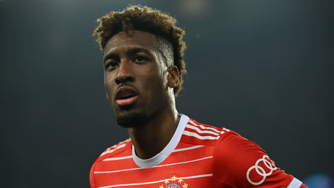 14 February 2023, France, Paris: Soccer: Champions League, Paris Saint-Germain - Bayern Munich, knockout round, round of 16, first leg, Parc des Princes. Bayern's Kingsley Coman is substituted with an injury. Photo: Sven Hoppe/dpa