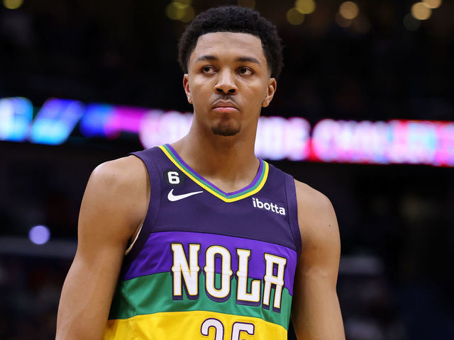 NEW ORLEANS, LOUISIANA - JANUARY 18: Trey Murphy III #25 of the New Orleans Pelicans reacts against the Miami Heat during a game at the Smoothie King Center on January 18, 2023 in New Orleans, Louisiana.