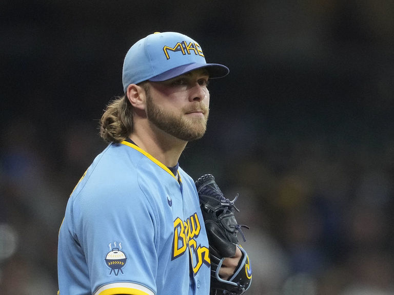 Brewers' Corbin Burnes relationship with team 'definitely hurt