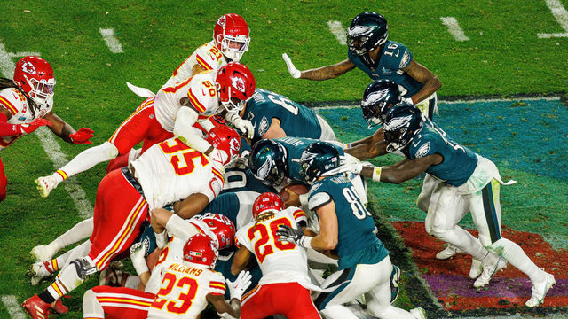 GLENDALE, AZ - FEBRUARY 12: Philadelphia Eagles quarterback Jalen Hurts (1) runs a quarterback sneak during Super Bowl LVII between the Philadelphia Eagles and the Kansas City Chiefs on Sunday, February 12th, 2023 at State Farm Stadium in Glendale, AZ.
