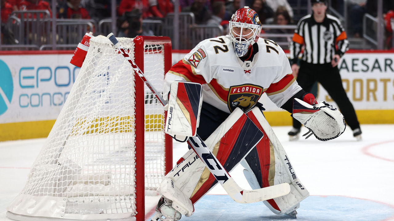 Bolts zap the Capitals in 6-3 win, set new team records