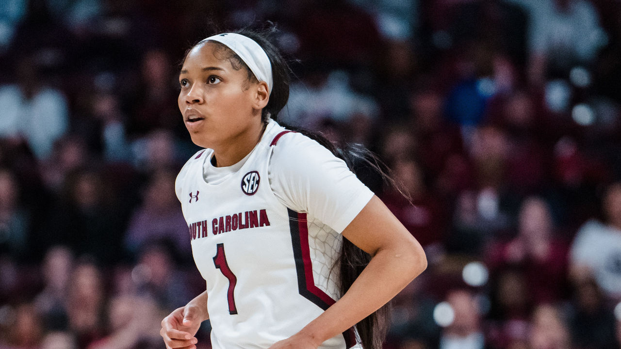 Duke women's basketball host #1 ranked South Carolina, Dawn Staley