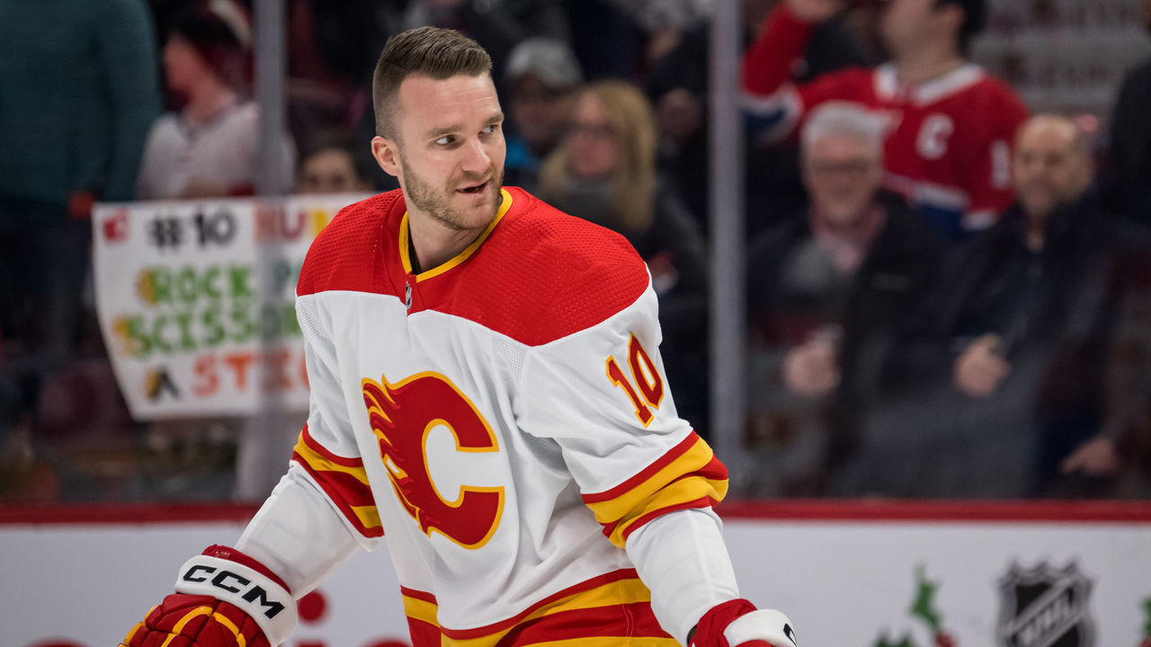MONTREAL, QC - DECEMBER 12: Jonathan Huberdeau (10) of the Calgary Flames looks on during the warmup period of the NHL game between the Calgary Flames and the Montreal Canadiens on December 12, 2022, at the Bell Centre in Montreal, QC