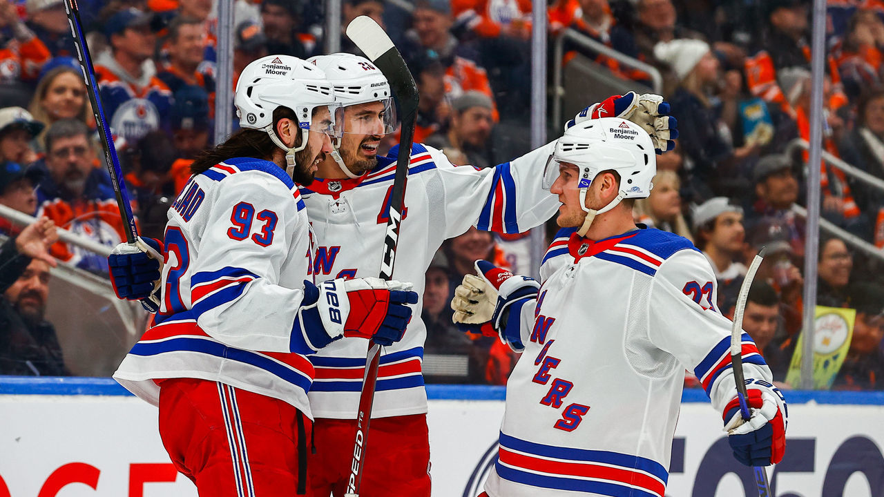 EDMONTON, AB - FEBRUARY 14: New York Rangers Left Wing Chris Kreider (20) celebrates his short handed goal in the second period of the Edmonton Oilers game versus the New York Rangers on February 17, 2023 at Rogers Place in Edmonton, AB.
