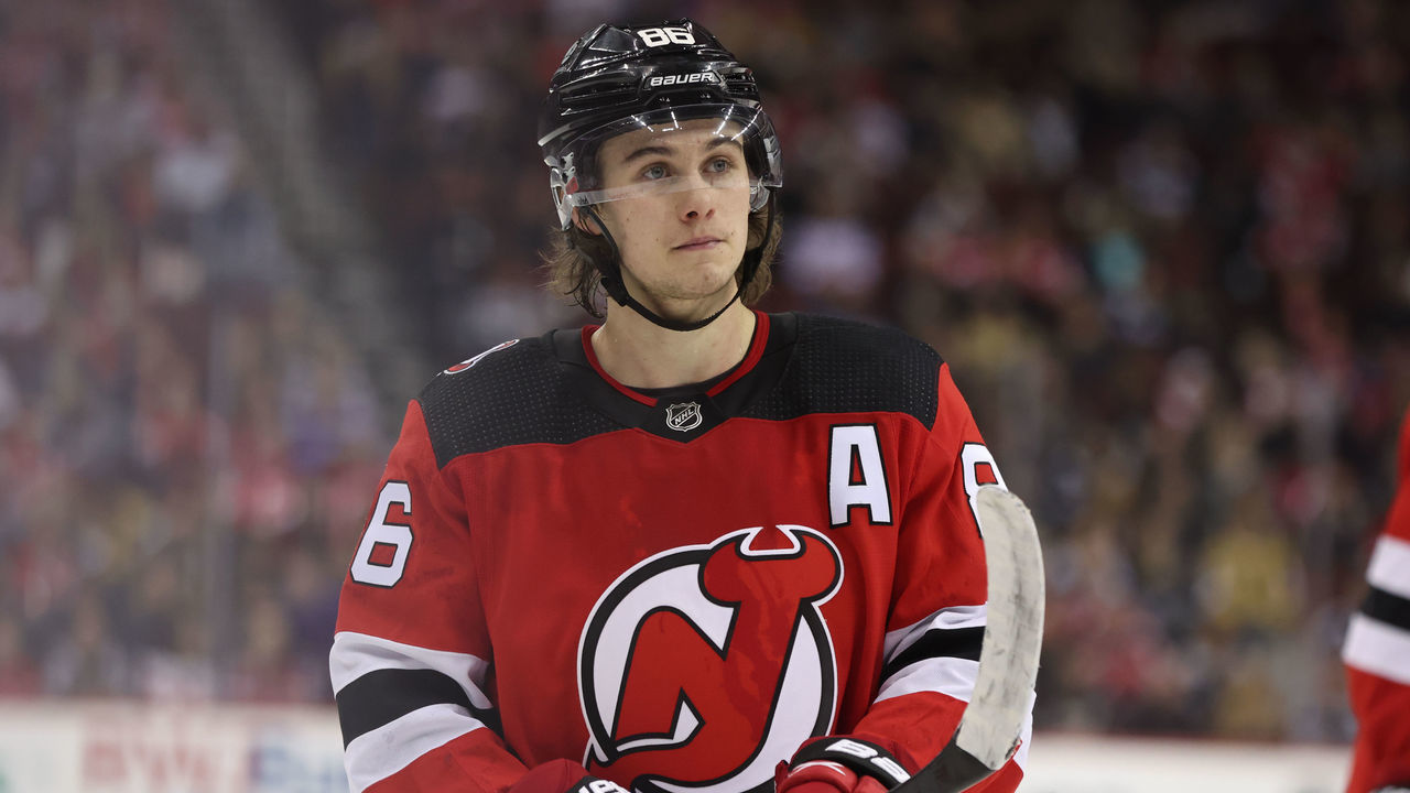 NEWARK, NJ - JANUARY 24: New Jersey Devils center Jack Hughes (86) looks on during the National Hockey League game between the Vegas Golden Knights and the New Jersey Devils on January 24, 2023 at Prudential Center in Newark, NJ.