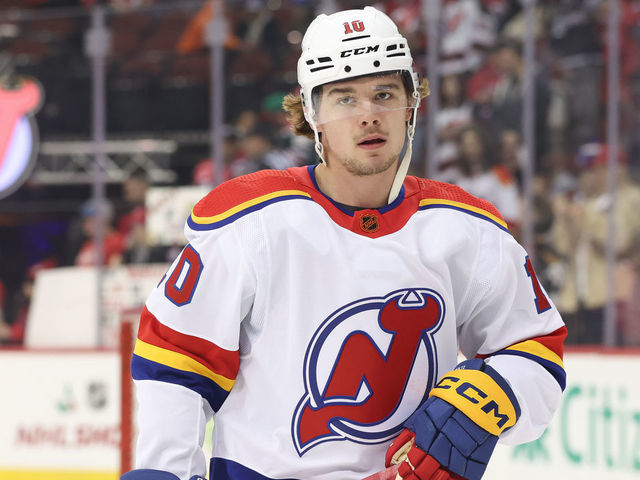 NEWARK, NJ - DECEMBER 09: New Jersey Devils right wing Alexander Holtz (10) warms up before the National Hockey League game between the New York Islanders and the New Jersey Devils on December 9, 2022 at Prudential Center in Newark, NJ.