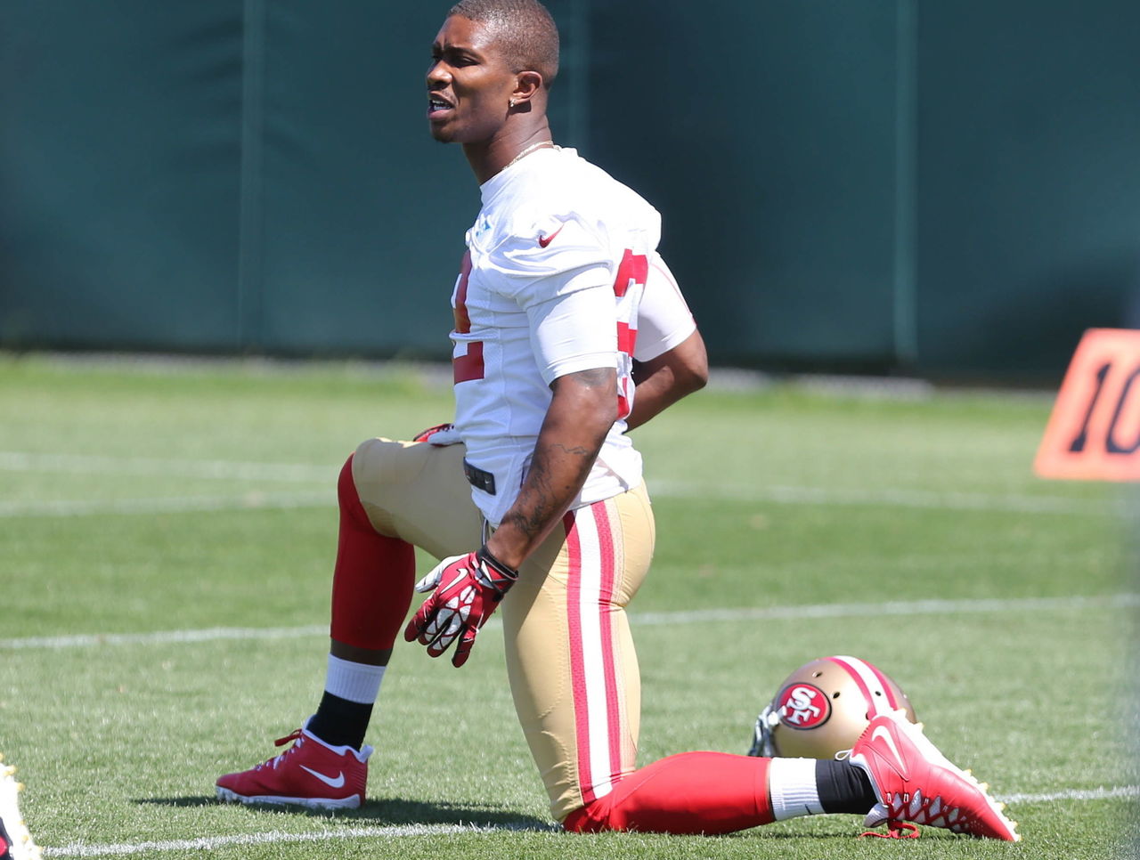 49ers release veteran cornerback Chris Cook