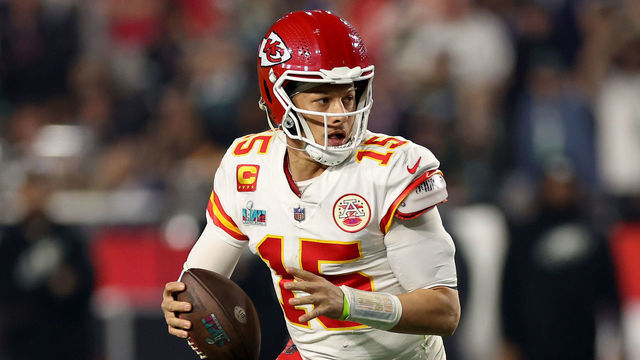 GLENDALE, ARIZONA - FEBRUARY 12: Patrick Mahomes #15 of the Kansas City Chiefs looks to pass against the Philadelphia Eagles during the third quarter in Super Bowl LVII at State Farm Stadium on February 12, 2023 in Glendale, Arizona.