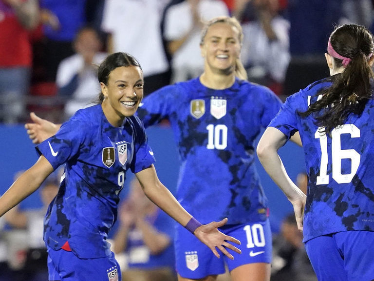 US women to face Republic of Ireland in pre-World Cup games