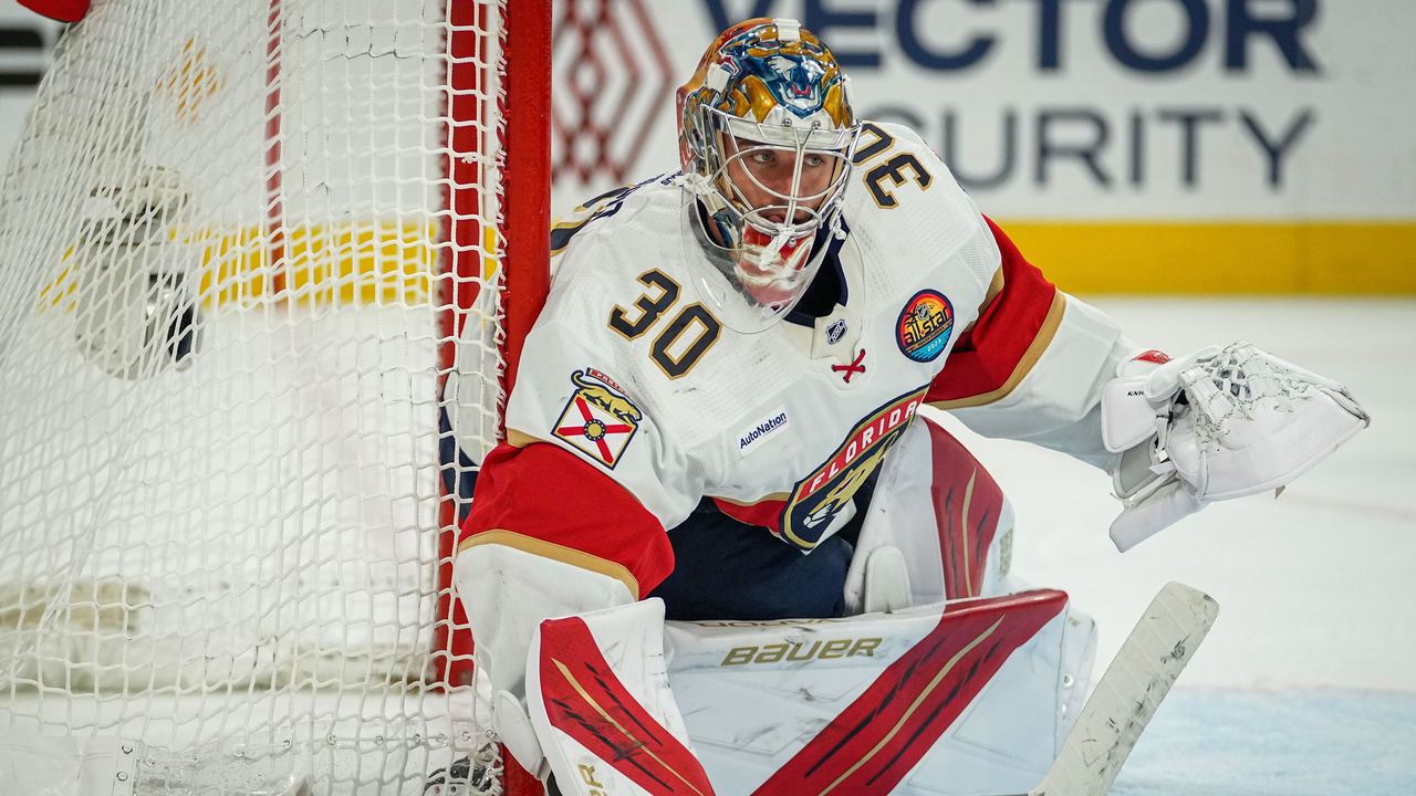 RALEIGH, NORTH CAROLINA - DECEMBER 30: Spencer Knight #30 of the Florida Panthers is seen in goal during the third period against the Carolina Hurricanes at PNC Arena on December 30, 2022 in Raleigh, North Carolina.