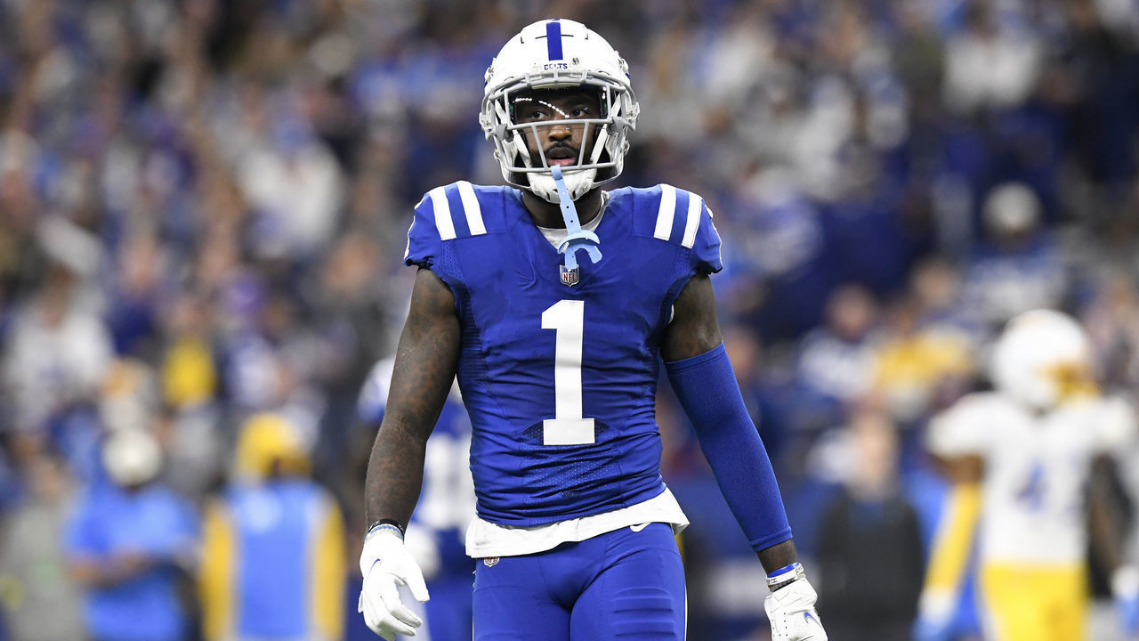 INDIANAPOLIS, IN - DECEMBER 26: Indianapolis Colts wide receiver Parris Campbell (1) waits for play to resume during the NFL football game between the Los Angeles Chargers and the Indianapolis Colts on December 26, 2022, at Lucas Oil Stadium in Indianapolis, Indiana.