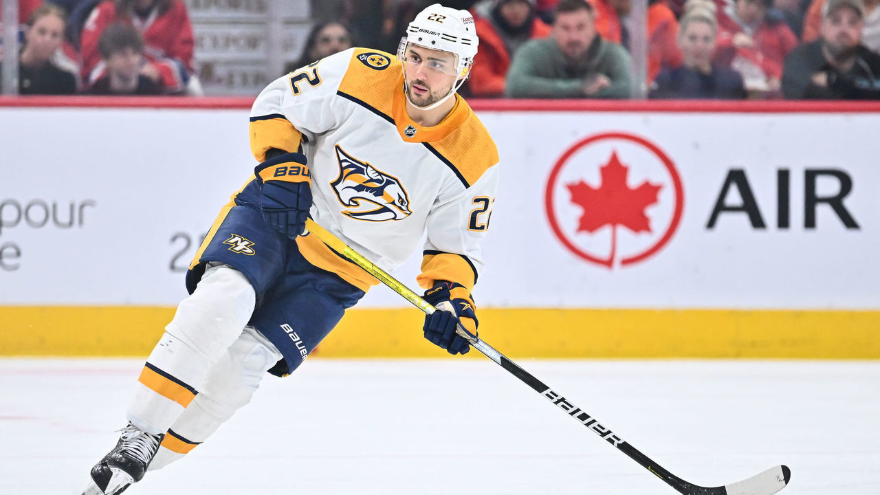 MONTREAL, CANADA - JANUARY 12: Nino Niederreiter #22 of the Nashville Predators skates during the first period against the Montreal Canadiens at Centre Bell on January 12, 2023 in Montreal, Quebec, Canada. The Montreal Canadiens defeated the Nashville Predators 4-3.