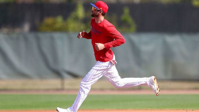CLEARWATER, FL - FEBRUARY 21: Philadelphia Phillies infielder Trea Turner (7) runs the bases during the spring training workout at Carpenter Complex on February 21, 2023 in Clearwater, Florida.