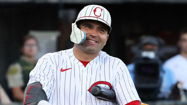 DYERSVILLE, IA - AUGUST 11: Joey Votto #19 of the Cincinnati Reds reacts during the game between the Chicago Cubs and the Cincinnati Reds at The MLB Field at Field of Dreams on Thursday, August 11, 2022 in Dyersville, Iowa.