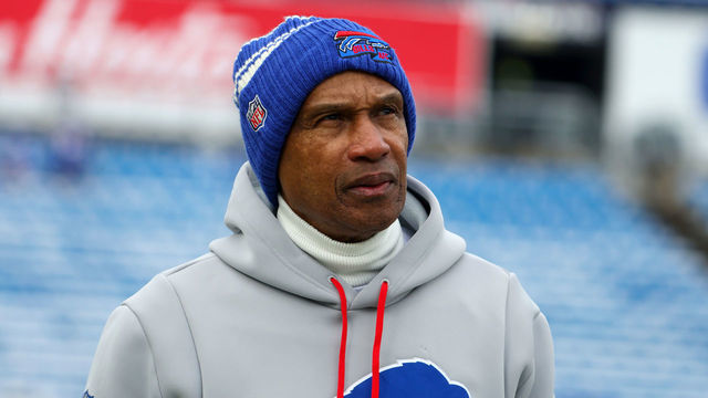ORCHARD PARK, NEW YORK - JANUARY 15: Defensive Coordinator Leslie Frazier of the Buffalo Bills looks on prior to a game against the Miami Dolphins in the AFC Wild Card playoff game at Highmark Stadium on January 15, 2023 in Orchard Park, New York.