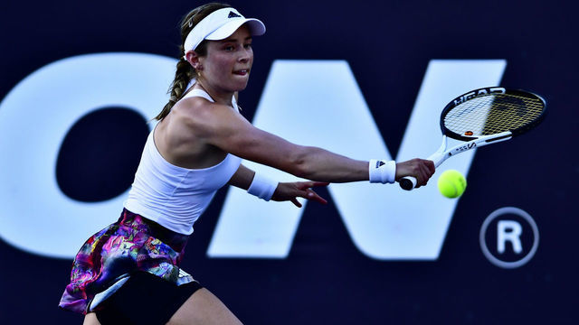 MERIDA, MEXICO - FEBRUARY 22: Katie Volynets of United States plays a backhand in the second round singles match against Caty McNally of United States as part of the Merida Open Akron 2023 - Day 5 at Yucatan Country Club on February 22, 2023 in Merida, Mexico.
