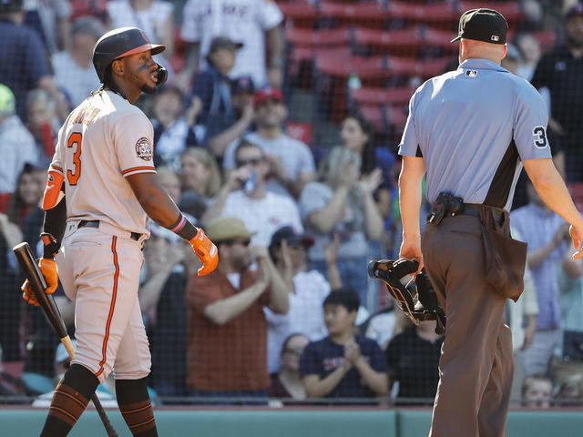 Pirates-Orioles spring training game finishes with no umpires in