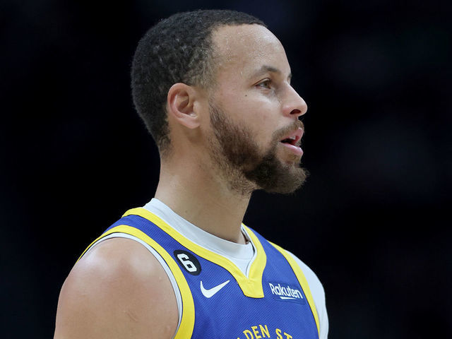 DENVER, COLORADO - FEBRUARY 02: Stephen Curry #30 of the Golden State Warriors plays the Denver Nuggets in the first quarter at Ball Arena on February 2, 2023 in Denver, Colorado. NOTE TO USER: User expressly acknowledges and agrees that, by downloading and/or using this photograph, User is consenting to the terms and conditions of the Getty Images License Agreement.