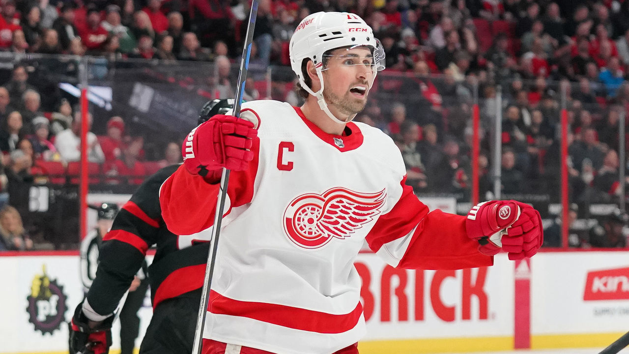OTTAWA, CANADA - FEBRUARY 27: Dylan Larkin #71 of the Detroit Red Wings skates against the Ottawa Senators at Canadian Tire Centre on February 27, 2023 in Ottawa, Ontario, Canada.