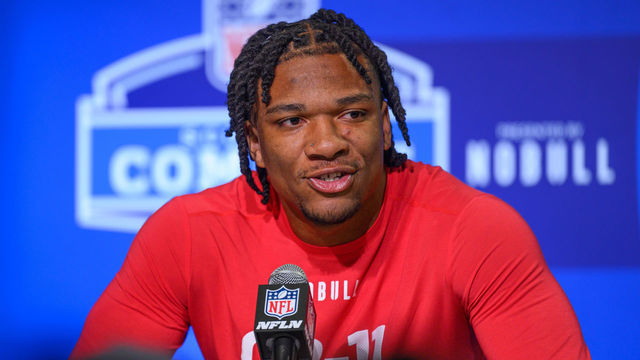 INDIANAPOLIS, IN - MARCH 03: Florida quarterback Anthony Richardson answers questions from the media during the NFL Scouting Combine on March 3, 2023, at the Indiana Convention Center in Indianapolis, IN.