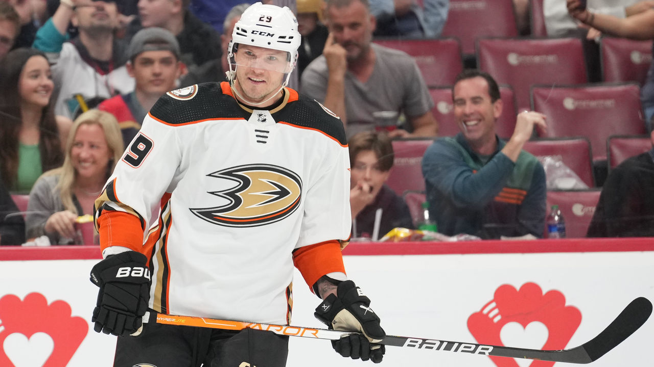 SUNRISE, FL - FEBRUARY 20: Anaheim Ducks defenseman Dmitry Kulikov (29) interacts with a teammate during a stop in play during the game between the Anaheim Ducks and the Florida Panthers on Monday, February 20, 2023 at FLA Live Arena in Sunrise, Fla.
