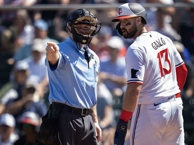 Minnesota Twins right fielder Joey Gallo looks on during a regular News  Photo - Getty Images