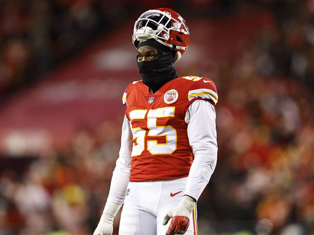 Report: Chiefs to release Frank Clark