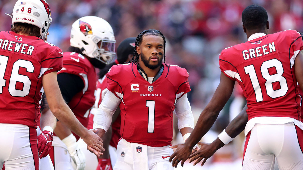 GLENDALE, ARIZONA - NOVEMBER 27: Kyler Murray #1 of the Arizona Cardinals is introduced prior to a game against the Los Angeles Chargers at State Farm Stadium on November 27, 2022 in Glendale, Arizona.