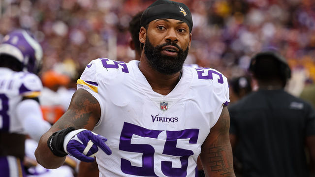 LANDOVER, MD - NOVEMBER 06: Za'Darius Smith #55 of the Minnesota Vikings reacts before the game against the Washington Commanders at FedExField on November 6, 2022 in Landover, Maryland.