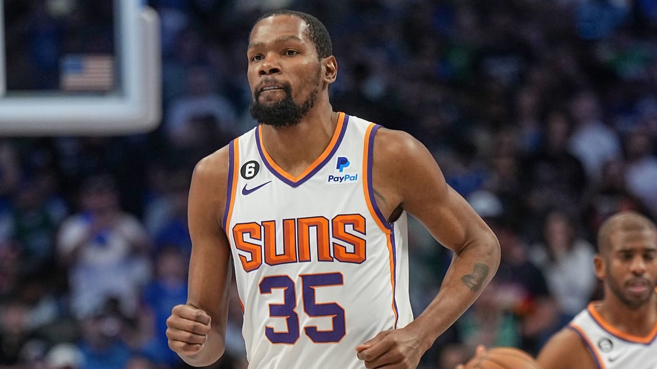 DALLAS, TX - MARCH 5: Kevin Durant #35 of the Phoenix Suns looks on during the game on March 5, 2023 at the American Airlines Center in Dallas, Texas. Mandatory Copyright Notice: Copyright 2023 NBAE