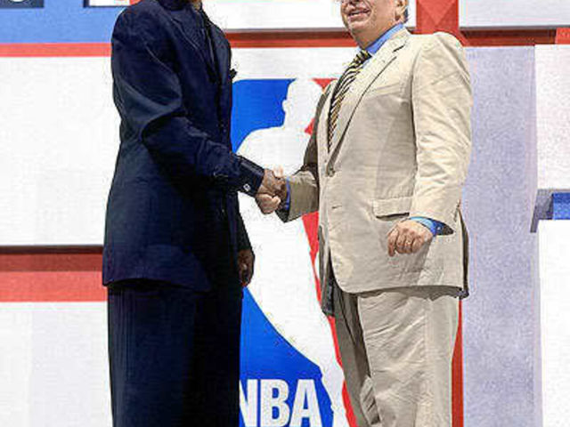 Draft Flashback: Did drafting Steve Francis kill the Vancouver Grizzlies?