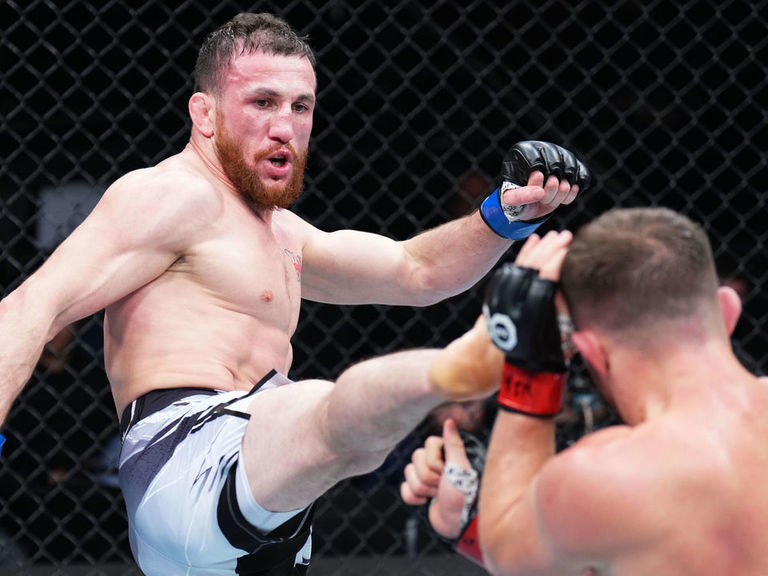 Dvalishvili blanks Yan on scorecards in UFC Las Vegas main event