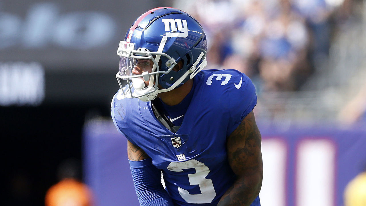 EAST RUTHERFORD, NEW JERSEY - SEPTEMBER 18: (NEW YORK DAILIES OUT) Sterling Shepard #3 of the New York Giants in action against the Carolina Panthers at MetLife Stadium on September 18, 2022 in East Rutherford, New Jersey. The Giants defeated the Panthers 19-16.