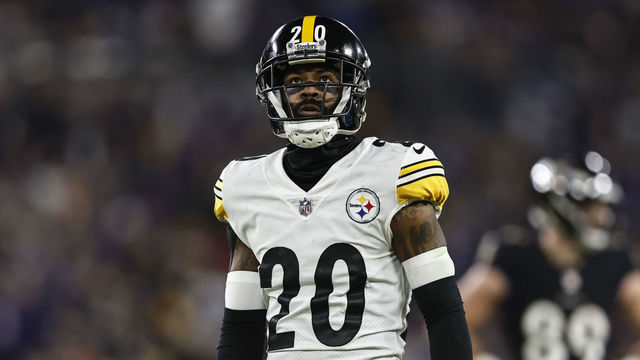 BALTIMORE, MARYLAND - JANUARY 01: Cameron Sutton #20 of the Pittsburgh Steelers looks on during an NFL football game between the Baltimore Ravens and the Pittsburgh Steelers at M&T Bank Stadium on January 01, 2023 in Baltimore, Maryland.